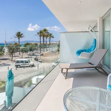 The Hype Beachhouse Lägenhetshotell 4*