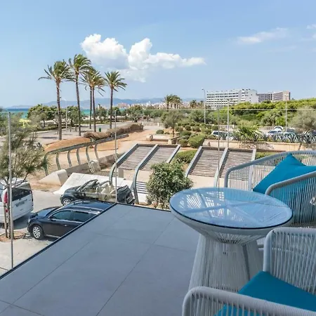 Apartmanhotel The Hype Beachhouse 2*