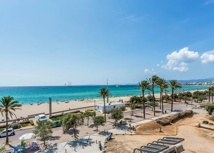 The Hype Beachhouse 4*