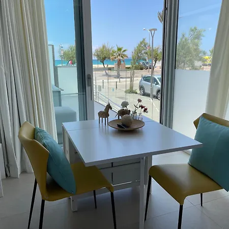 The Hype Beachhouse Апарт-отель 4*