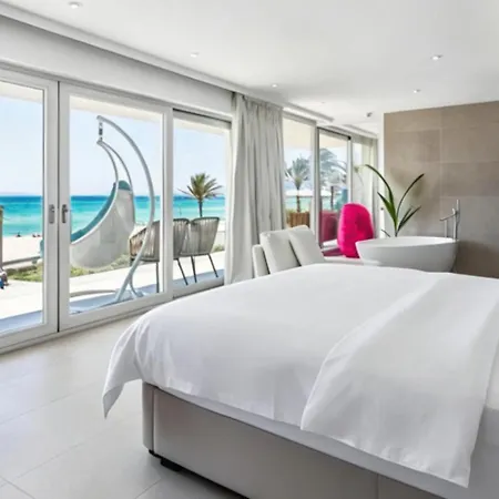 Appart hôtel The Hype Beachhouse 4*