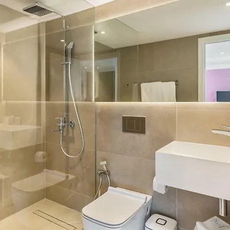 The Hype Beachhouse Апарт-отель