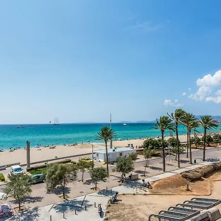 The Hype Beachhouse 4*