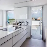 The Hype Beachhouse מלון דירות 4*
